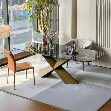 高級感溢れる大理石テーブル - ステンレス脚のスタイリッシュな多層版デザイン hbso-3018