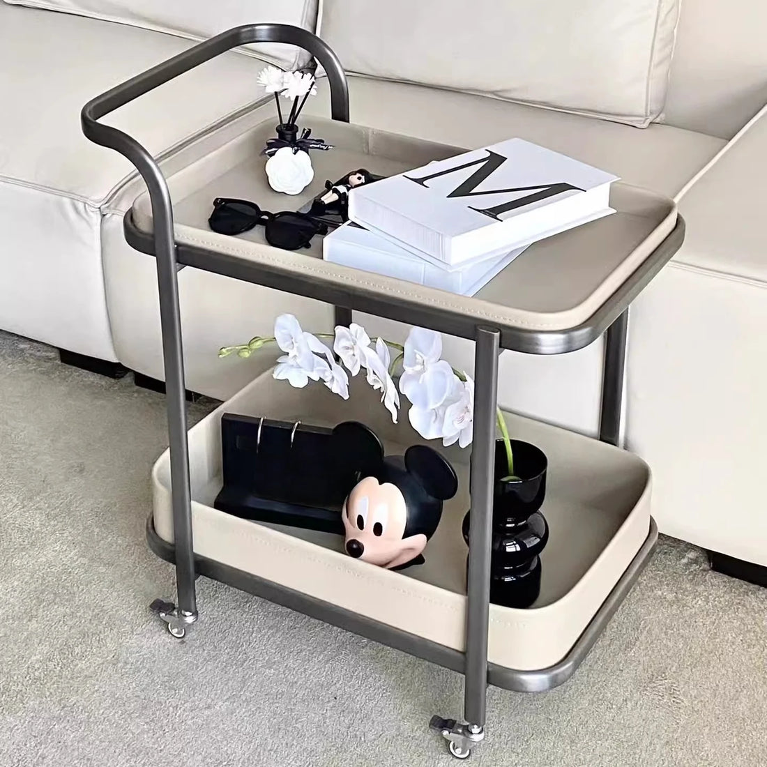 ステンレス製合成皮革センターテーブル｜おしゃれで機能的なリビング家具｜モダンデザインのキャスターテーブル hqy-5201