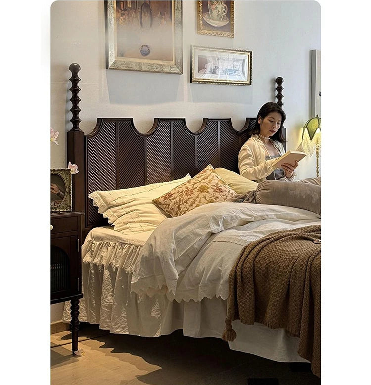 無垢材とスギ材使用のスタイリッシュベッド - あなたの寝室にぴったりのクラシックデザイン hsxz-2158