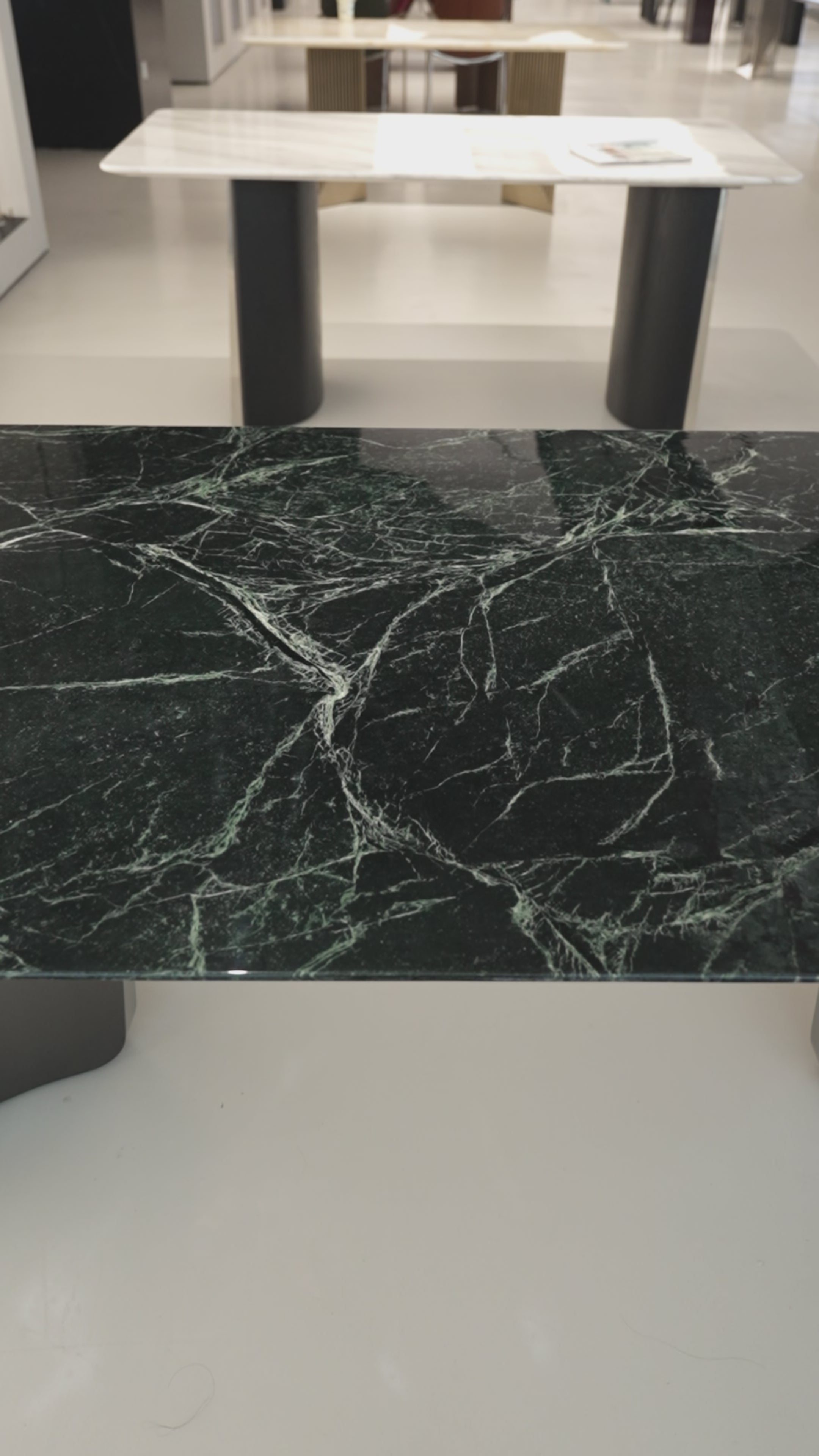 天然大理石 ダイニングテーブル 唯一無二のキッチンダイニングjrjj-6689